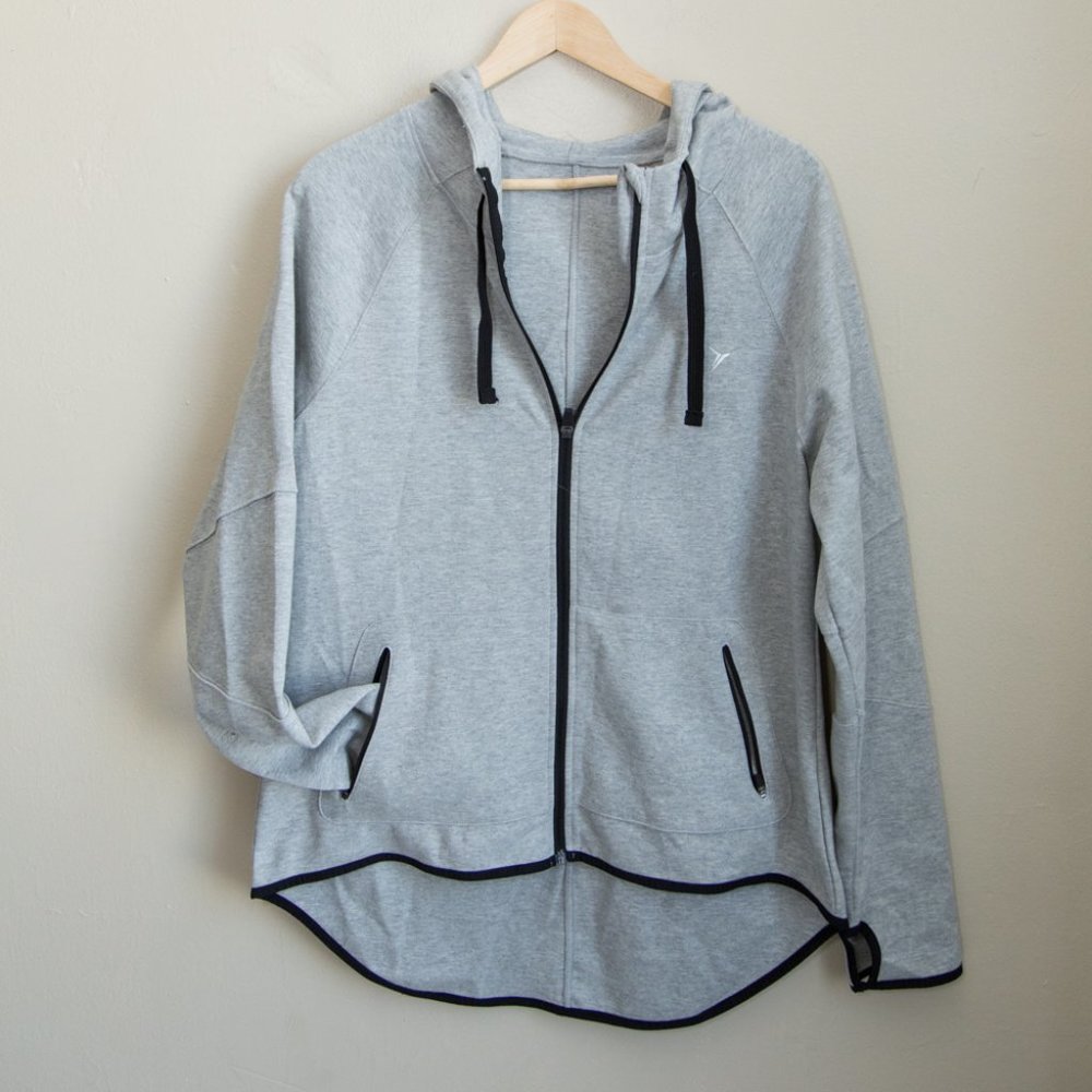 NWOT Old Navy Active Hoodie